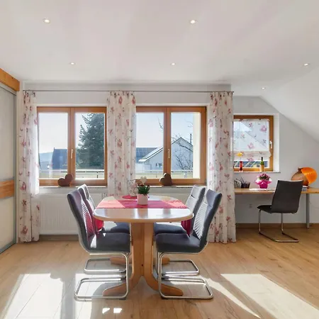 Haus Am Ettenberg アパート Frickingen